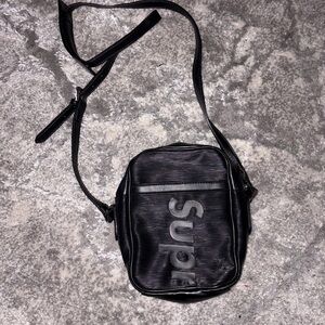 Black Belt side crossbody Bag